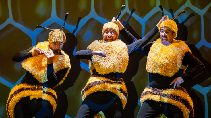 Zehaztuta daude datozen hilabeteetako antzerki eta dantza emanaldiak