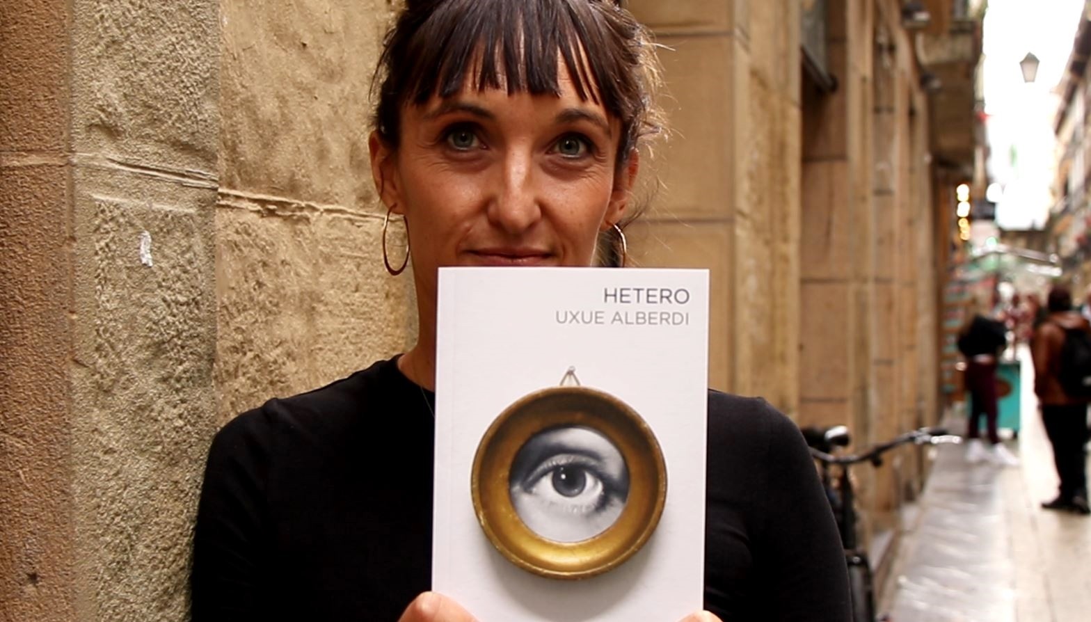'Hetero' liburua aurkeztuko du Uxue Alberdik gaur Emakumeon Etxean