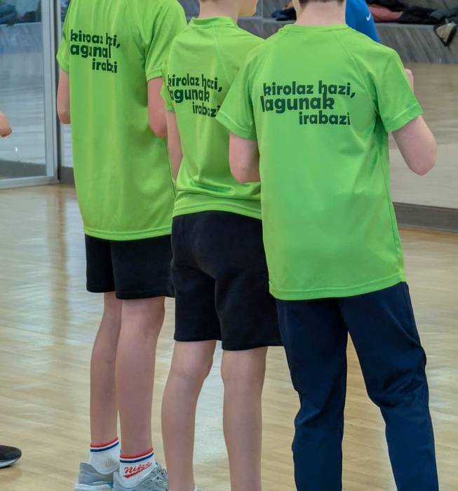 Areto futbola eta orientazio saioa izango dira larunbateko jarduerak