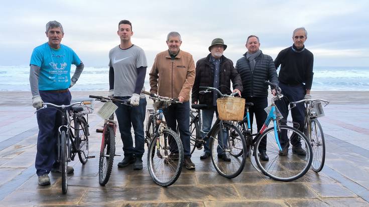 Udalak bigarren bizitza eman die 800 bizikleta baino gehiagori