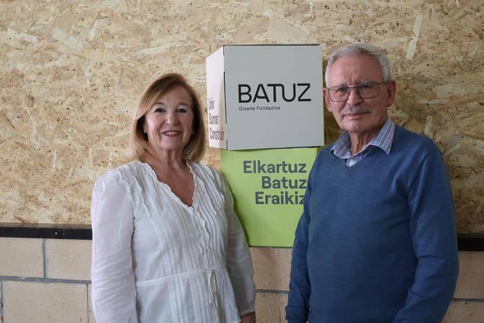 Ana Belen Juaristi eta Jose Mari Larramendi: "Hitzarmen duinak nahi ditugu, ez dirulaguntzak"