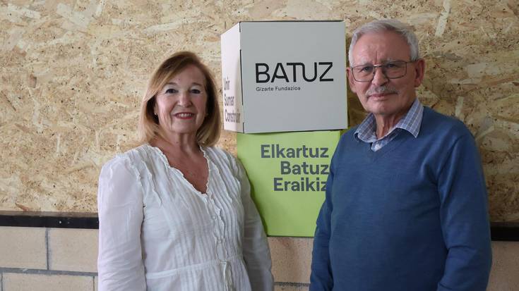 Ana Belen Juaristi eta Jose Mari Larramendi: "Hitzarmen duinak nahi ditugu, ez dirulaguntzak"