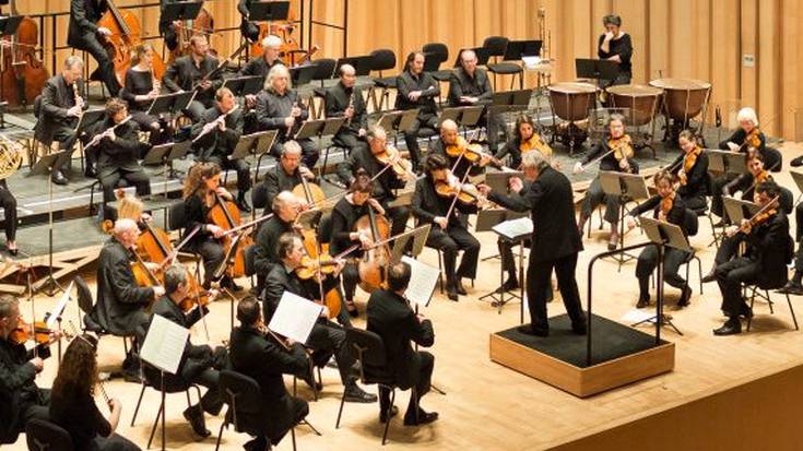 Kursaalen Eliseo Zelaietako Orkestra ikusteko autobusa, doan