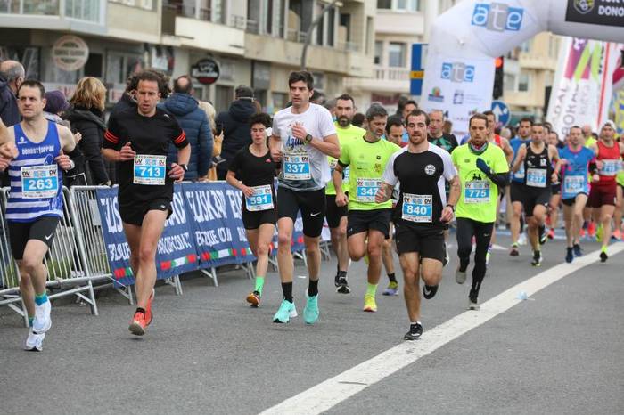 Donostiako Gimnastica de Ulia lasterketan izan dira Azkoitriko kideak