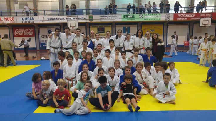 Zortzi domina eskuratu dituzte asteburuan Lizardi elkarteko judokek