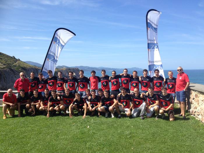 Arraunlarien denboraldi amaierako bazkaria