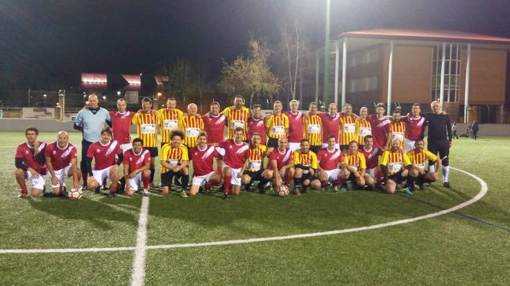 Zumaiako Futbol Taldeko beteranoak garaile, L'Escalaren aurka jokatutako partidan