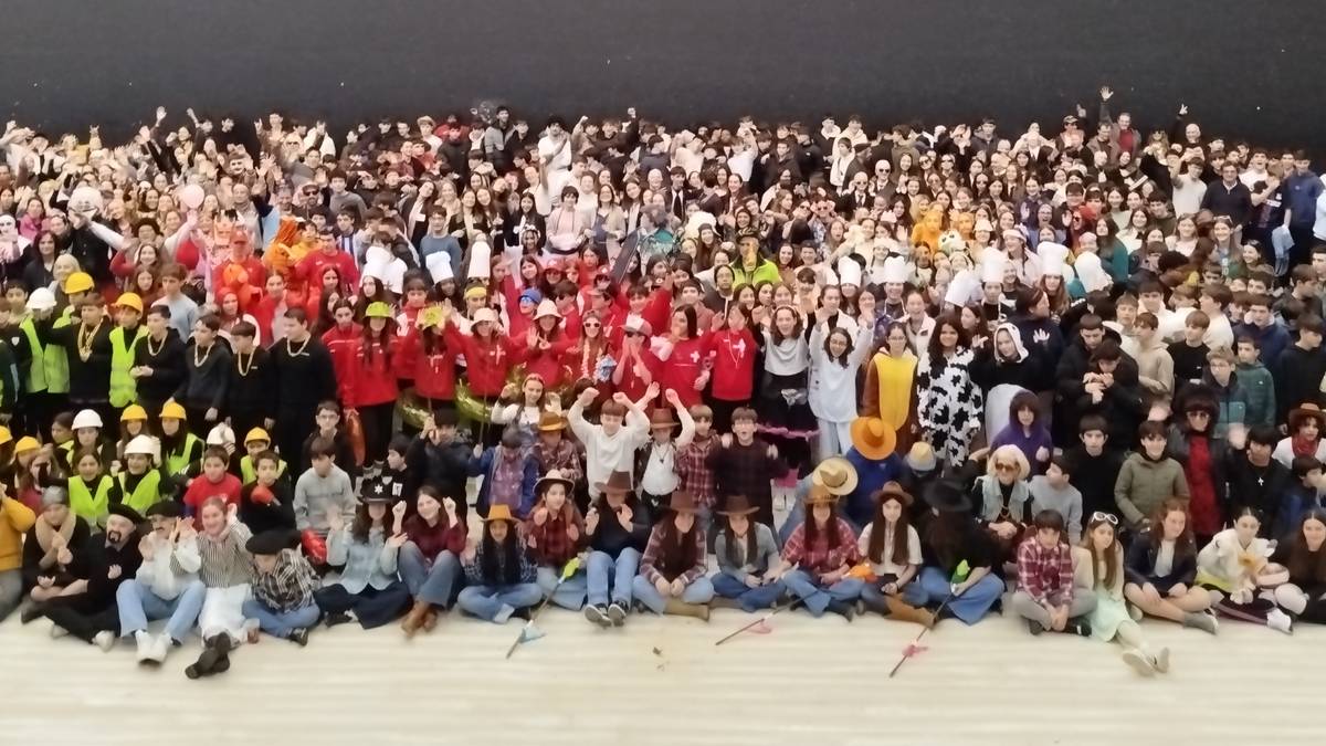 Inauteri koloretsuak, Zumaiako Herri Eskolan