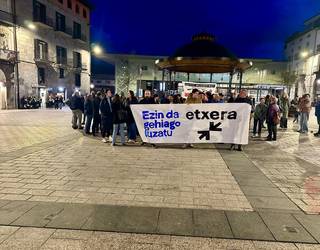 Presoen etxeratze prozesuan datozen hilabeteak "erabakigarriak" izan daitezkeela uste du Sare Herritarrak