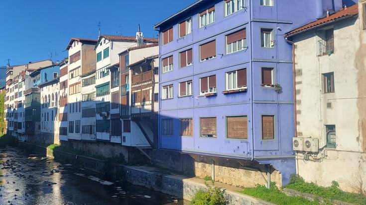 EAJ etxebizitza hutsei %150eko errekargua aplikatzearen aurka dago