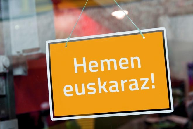 Inkestan galdera berria: 'Hizkuntza eskubideak bermatuta dituzula sentitzen al duzu?'