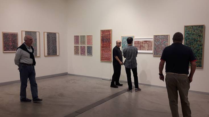 Zabalik dago Fernando Mardonesen 'Formak' erakusketa