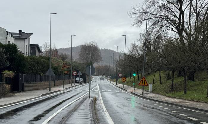 Pintaketa eta seinaletika lanak egingo dituzte N-634 errepideko ekialdeko sarreran