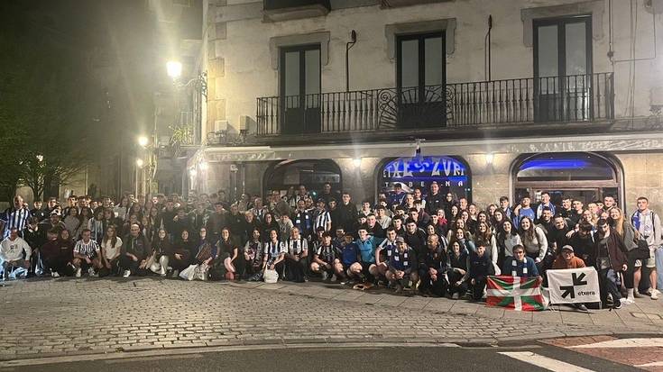 150etik gora zale hiru autobusetan, Azpeititik Sevillara