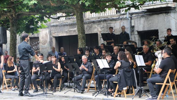 Musika bandak kontzertua emango du zapatuan, Plaza Berrin