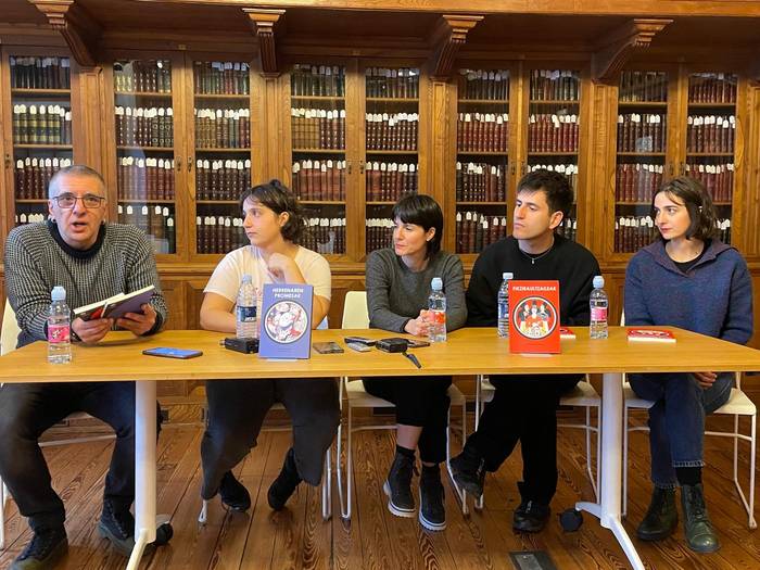 Kamikaz Kolektiboaren eta Maite Aizpuruaren antzezlan bildumak argitaratu ditu Susak