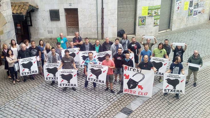 Irekik bihar Gasteizen egingo duen mobilizazioarekin bat egingo du Urola Kostako LABek