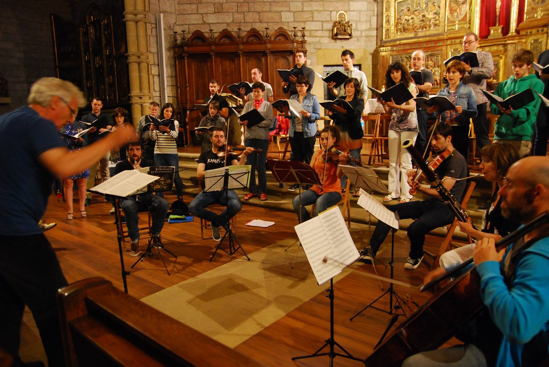 Kup + Kaabestri: J.S. Bach-en Cantatak.

Bihar, 
