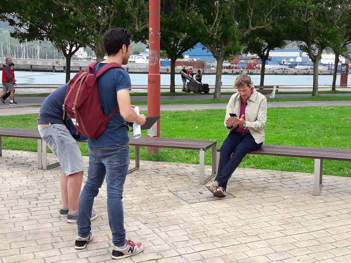 'Hi, selfie' telebista saioaren denboraldi berriko atal bat grabatzen izan zen atzo Julian Iantzi