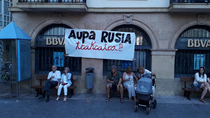 Futbolarekin ere irudimena lantzen