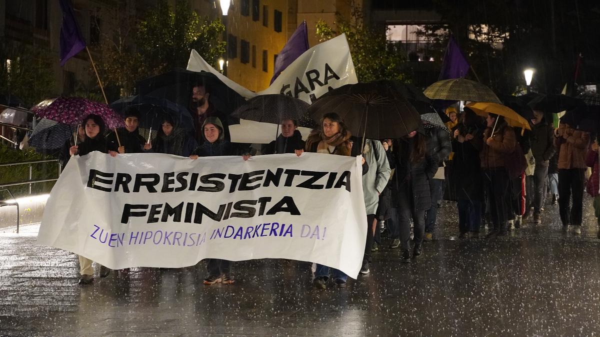 Yoanna eta indarkeria matxistaren biktima guztiak izan dituzte gogoan