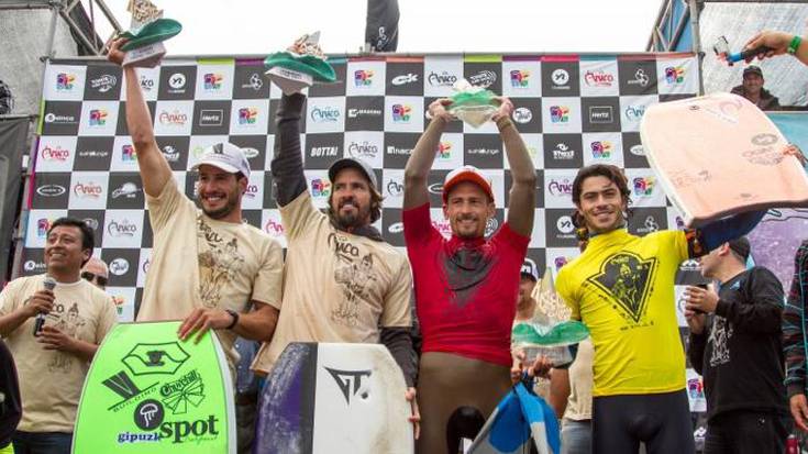 Alex Uranga lau onenen artean Arican