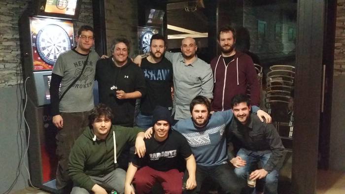 Alex Eizagirrek irabazi du Zarauzko Neguko Dardo Txapelketa