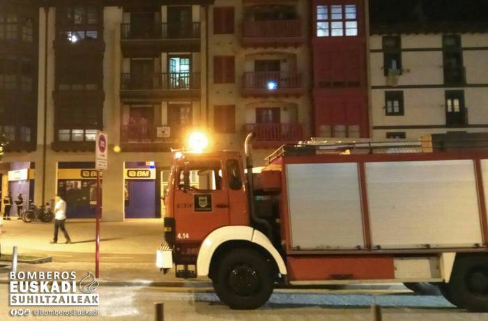 Suhiltzaileak izan dira gauean Zumaian BMko alarmak jo ondoren
