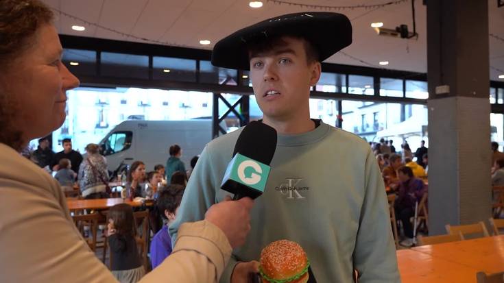 Hanburgesa onenaren txapela jantzi dute Odriozola harategiak eta Da tabernak