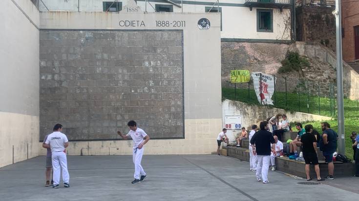 Abian da esku pilotako herri txapelketa