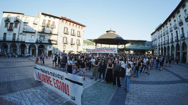 Protesta egingo dute, bortxatu zutela salatu zuen emakume batek bere buruaz beste egin duela eta