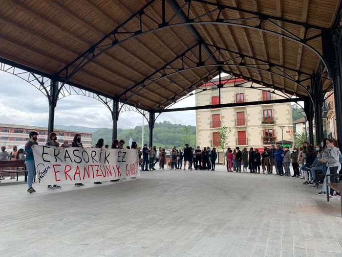 Oriotarrek atzoko eraso matxista salatu dute