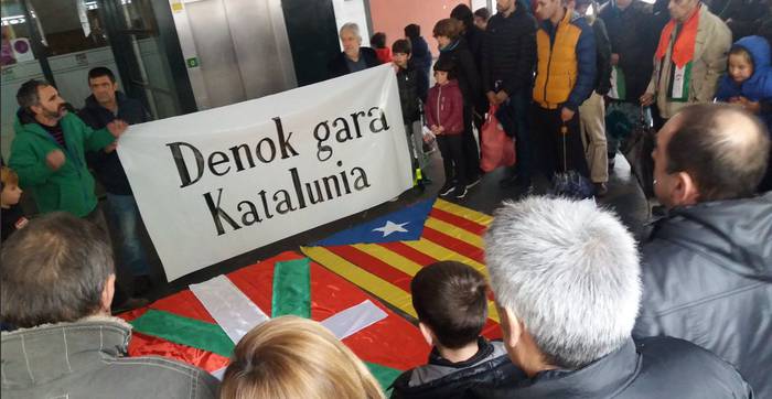 Kataluniari babesa agertzeko adierazpen instituzionala onartu du Zestoako Udalak