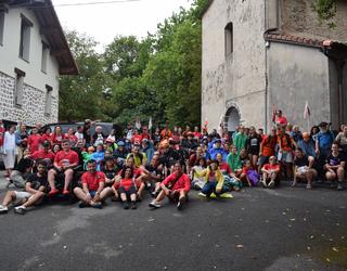 Eguraldi makurrak ez du zapuztu Duchenne Familia Mugimendua elkartearen irteera