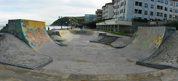 Astelehenean hasiko dira Zarauzko skate parkea berritzen