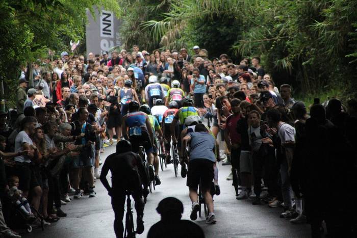 Larunbateko Zarauzko Triatloiak eragina izango du Zumaiako errepideetan