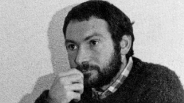 Joseba Sarrionandia izango da protagonista aste honetako Gela saioan