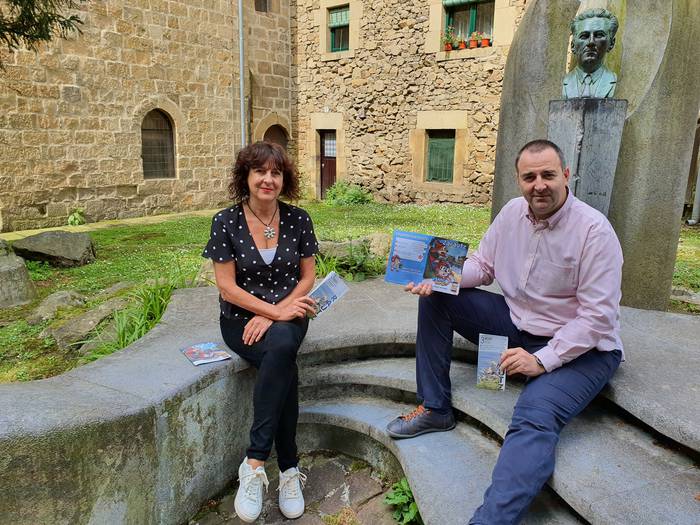 Familia turismoa sustatzeko herri ibilbideak antolatu ditu udalak