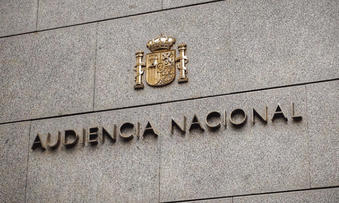 Dignidad y Justicia elkarteak Gudari Eguneko ekitaldiak debekatzeko eskatu du Auzitegi Nazionalean