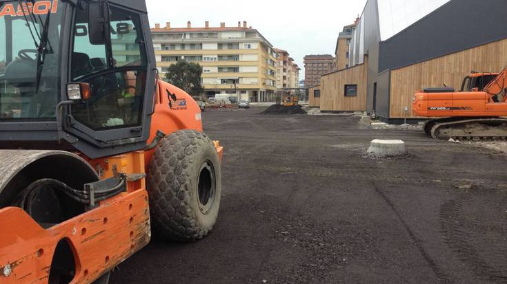 Aitzuri frontoiaren inguruko urbanizazio lanak egiten hasi dira