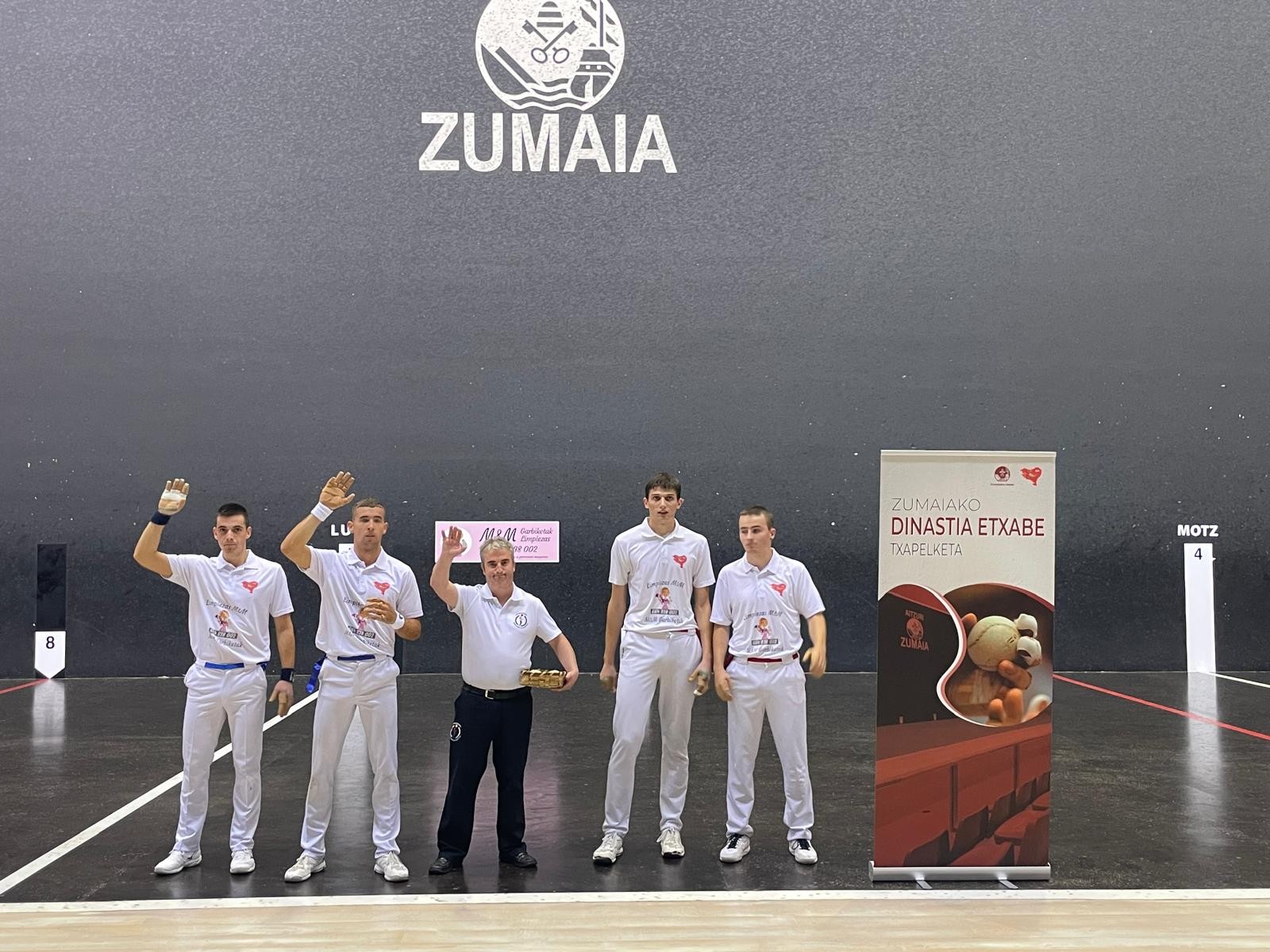 Egurrola-Moto eta Amiano-Landa, Dinastia Etxabeko lehen finalistak