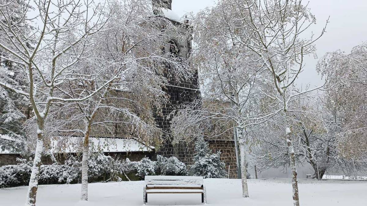 Urola Kosta barnealdea zuritu du elurrak