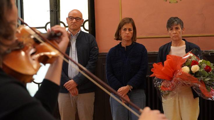 Fusilatu zutenetik 50 urtera, Azpeitiko Udalaren aitortza jaso dute Angel Otaegik eta haren senideek