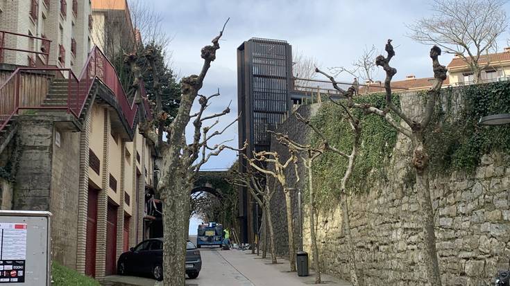 Atzeratu behar izan dute Larretxoko igogailuaren irekiera