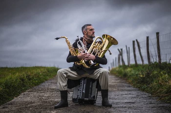 Thierry Biskary musikari eta abeslariaren kontzertuarekin hasiko dute urteko kultur programazioa Zestoan