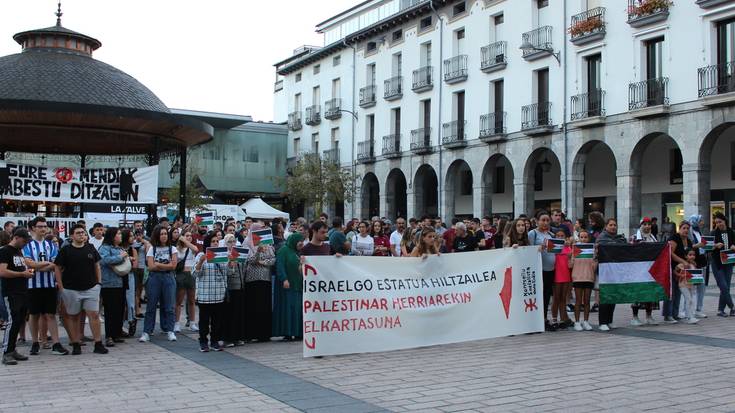 Azpeitian, Zarautzen eta Zumaian elkartasuna adierazi diote Palestinako herriari
