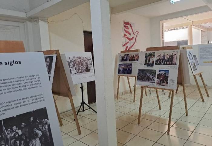 Latinoamerikako antzerki eguna ospatzeko hainbat kultur ekitaldi egin zituzten urrian