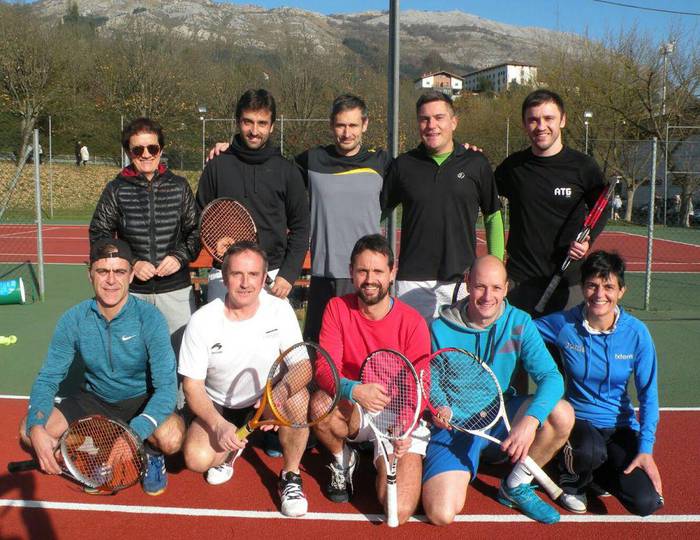 Udazkeneko txapelketa jokatuta agurtu du urtea Txerloia Tenis Klubak