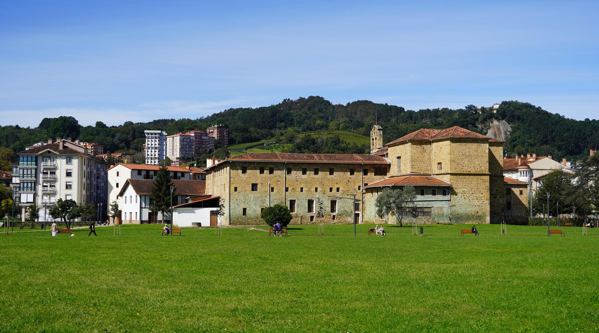 Santa Klarako ondarea birgaitzeko proiektua aurrera doala ziurtatu du EAJk