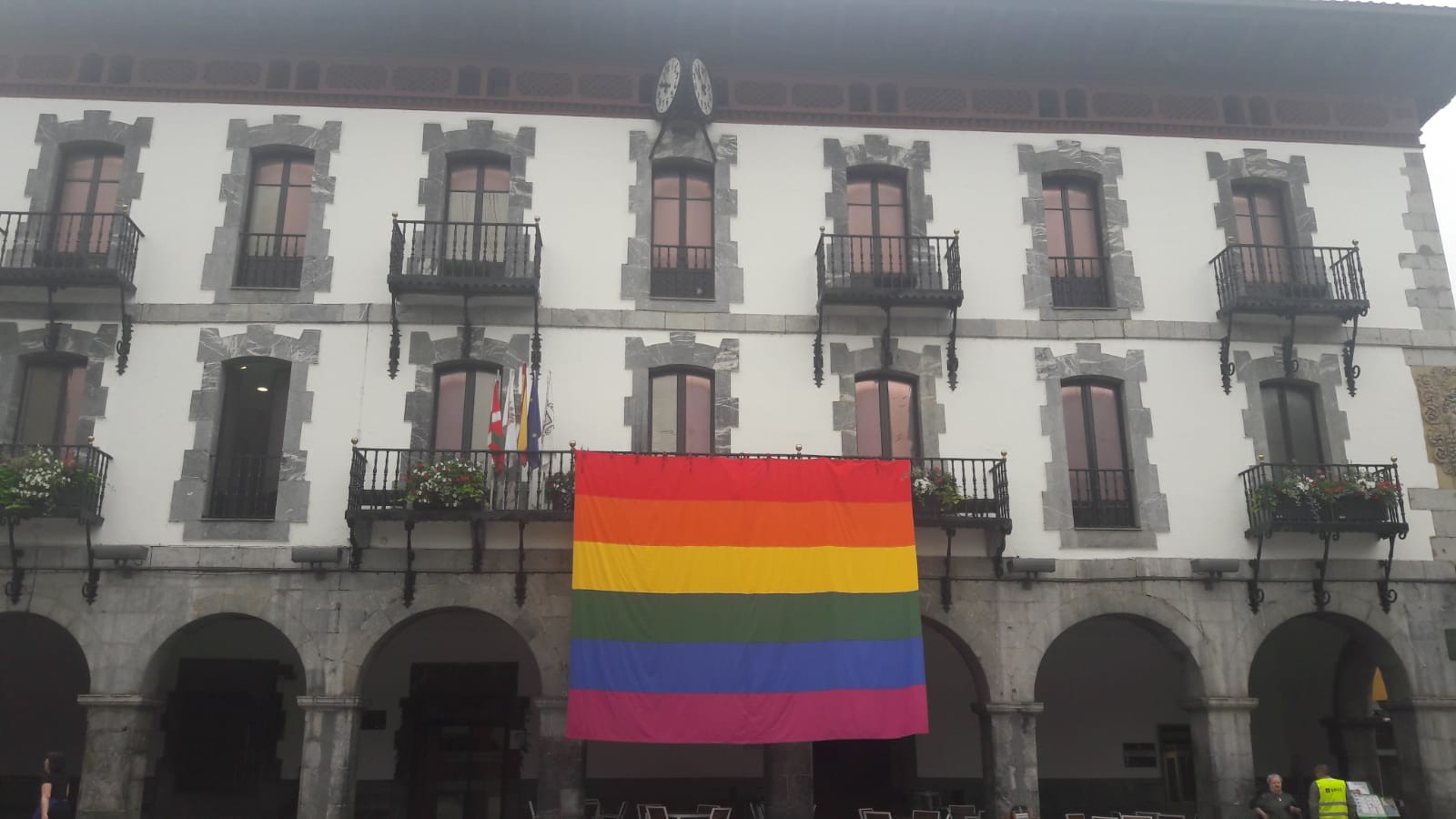 LGTBIQ+ fobia borrokatuz, herria eraldatzen